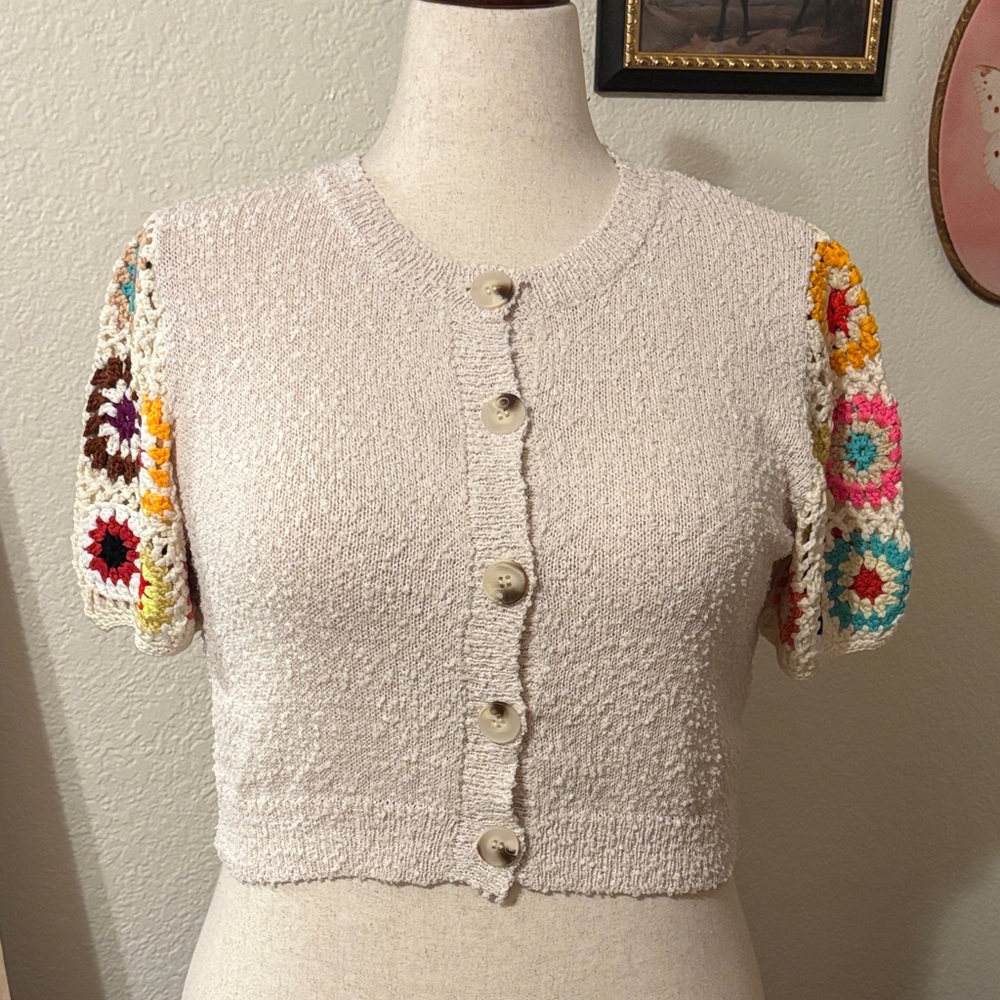 Urban Daizy Granny Squares Crochet Sleeve Top-Womens-Small